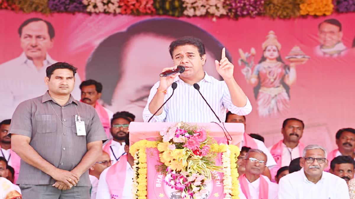 KTR Tweet on Farmers Suicides Telangana : రైతు ఆత్మహత్యలపై అబద్ధాలు ప్రచారం  చేస్తుందెవరో.. ఇప్పుడు చెప్పండి : మంత్రి కేటీఆర్, ktr -tweet-on-amit-shah-speech-farmers-suicides-ktr-vs ...