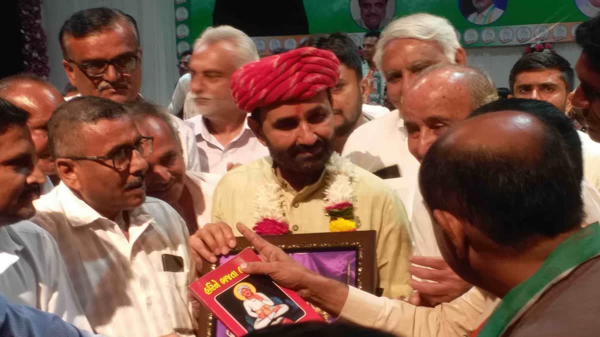 Shaktisinh Gohil in Bhavnagar