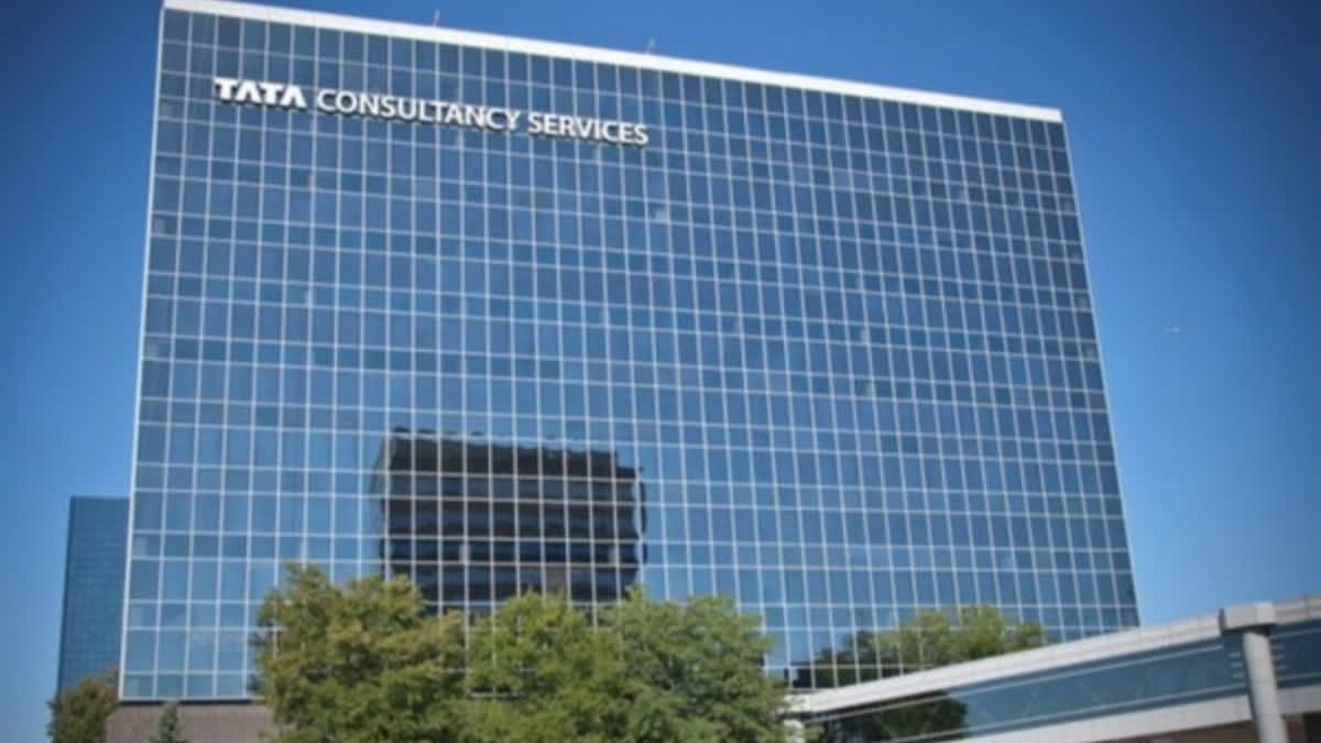 TCS Q2 net profit rises 8.7 pc to Rs 11,342 cr