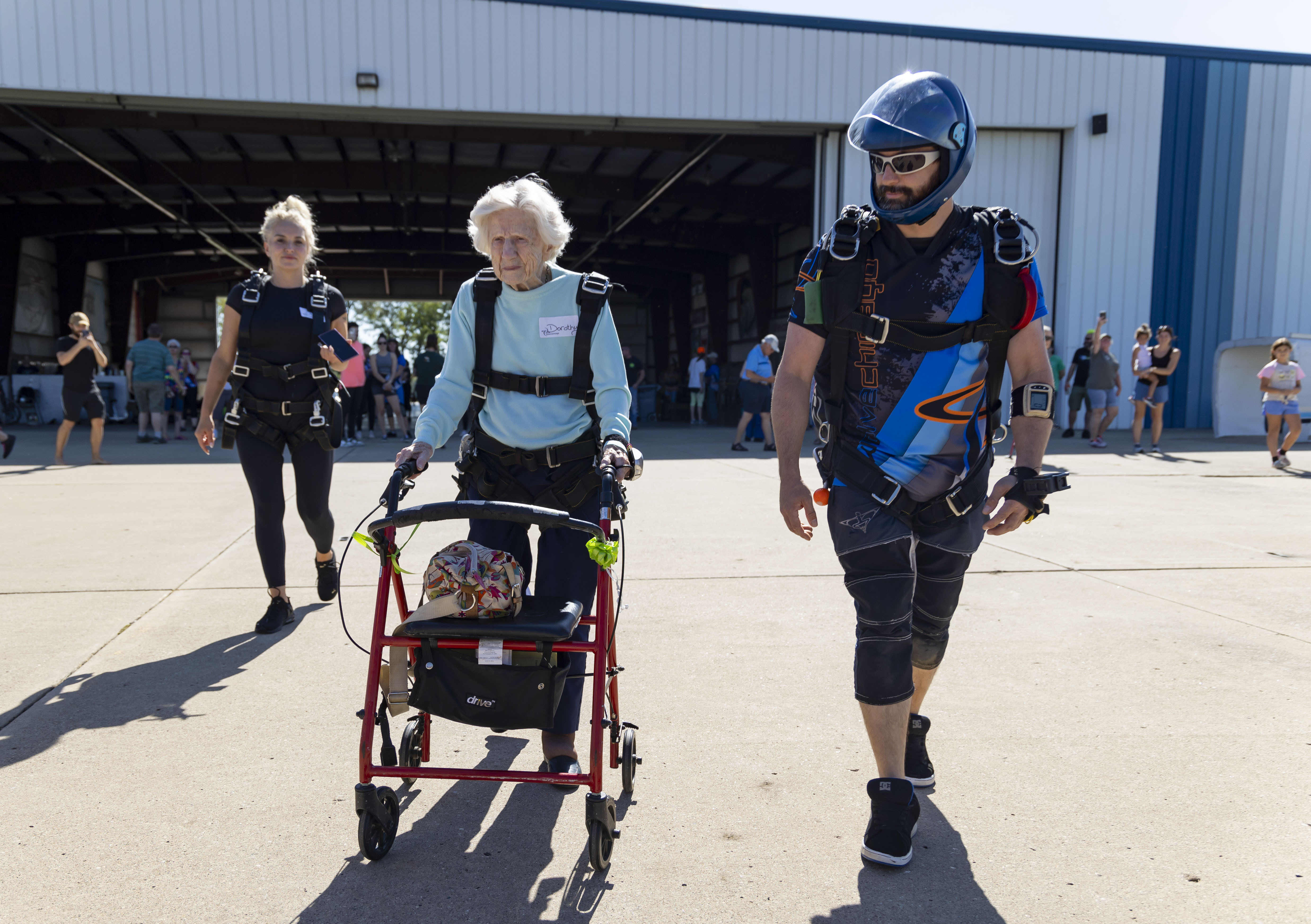 Oldest Skydiver Dead