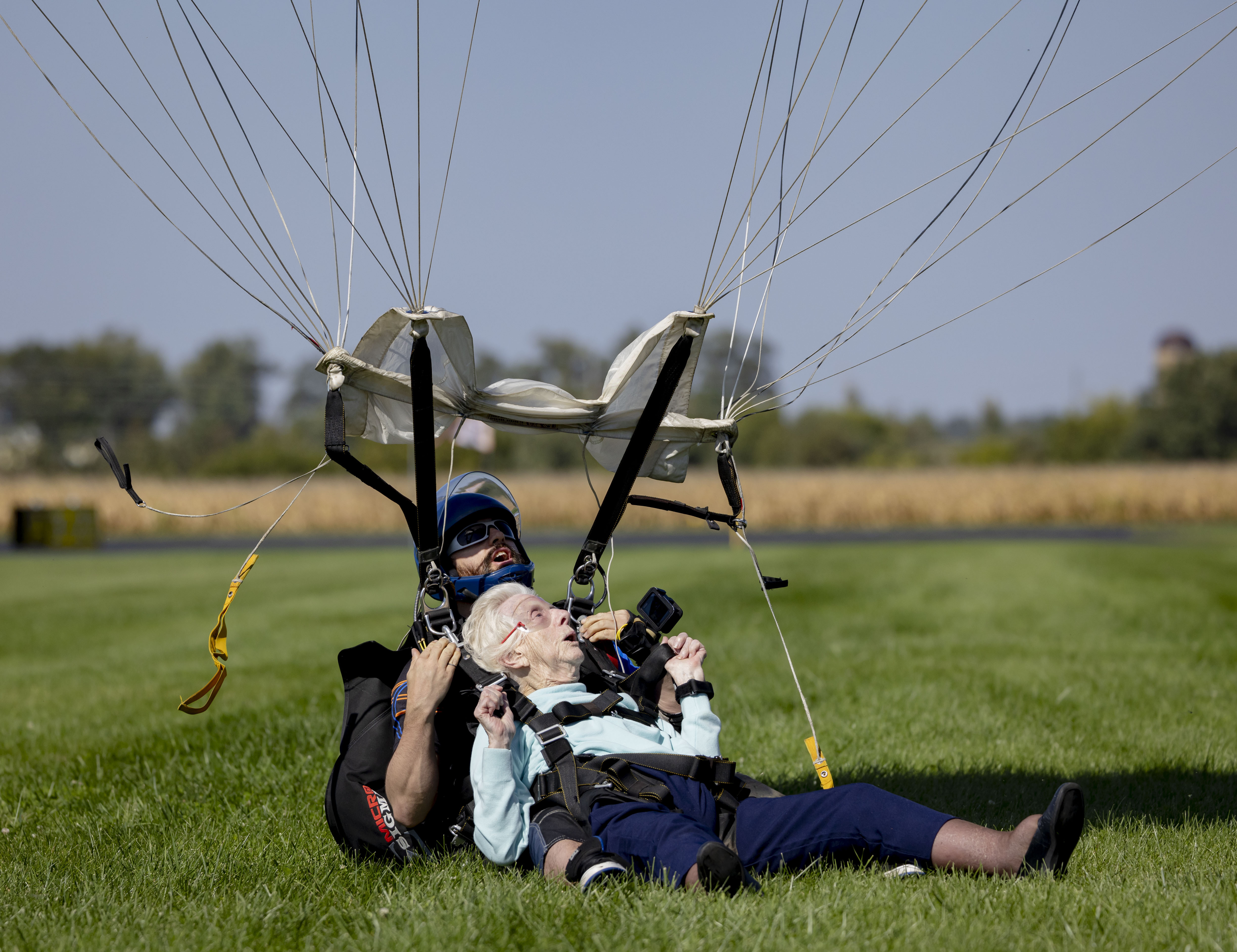 Oldest Skydiver Dead