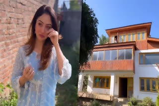 Watch: 'Forced to run overnight', Abhay actor Sandeepa Dhar gets emotional on visiting Srinagar home after 30 years