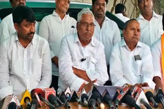 MLC Jeevan Reddy Fires on KCR