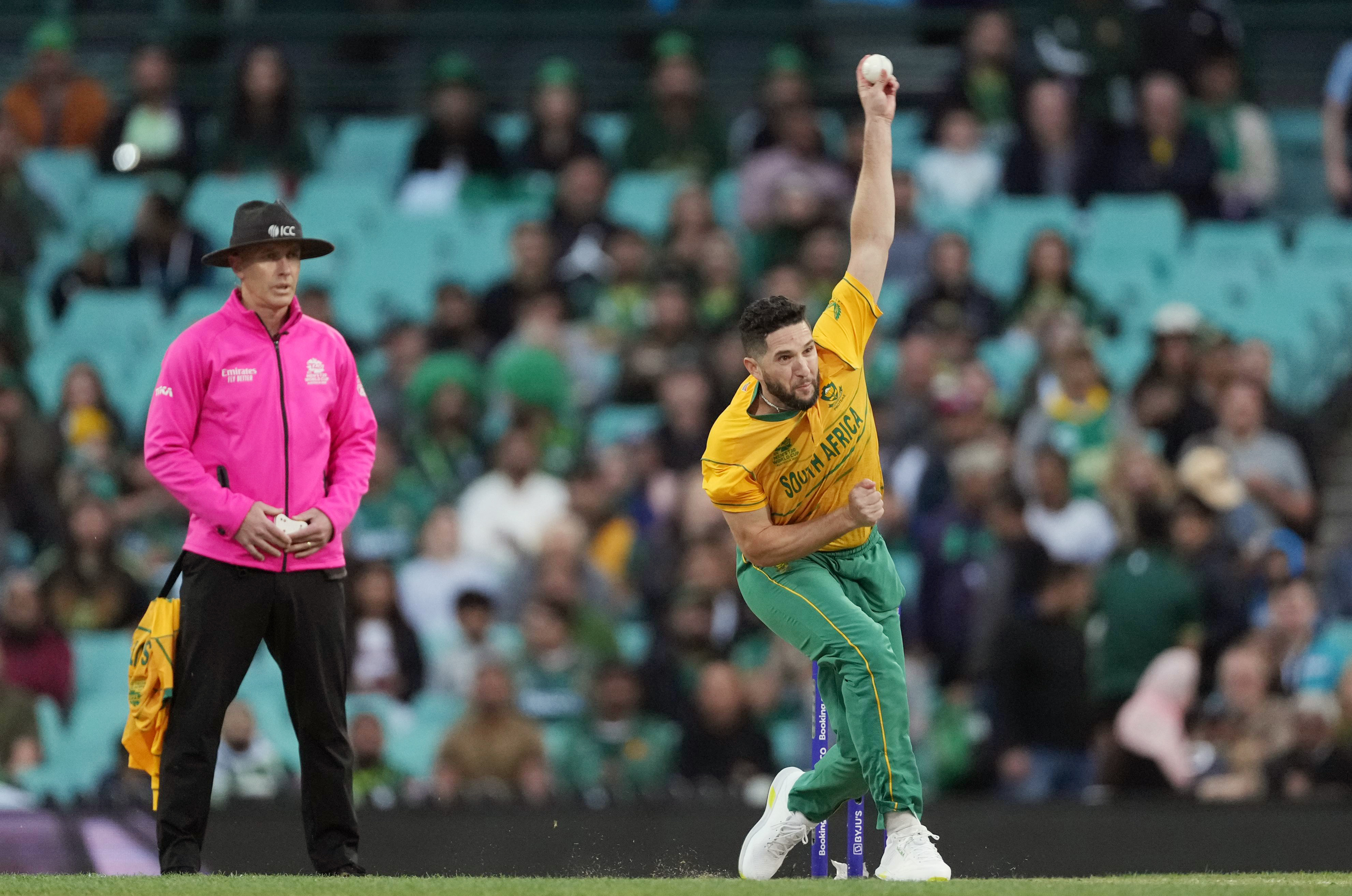 CRICKETERS CHANGED THEIR RELIGION