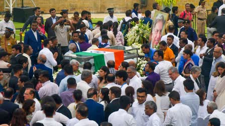 Why Ratan Tata did not have a 'traditional' Parsi funeral