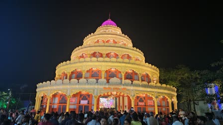 puja-pandal-decorated-ready-devotees-large-numbers-arriving-hazaribag