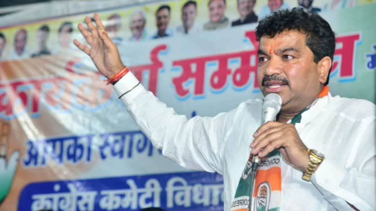 Complaint against Congress candidate Sanjay Shukla