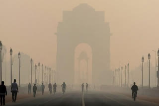 The rain in North India on Friday reduced the pollution in the capital Delhi