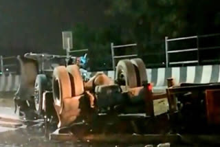 Accident On Pune Bangalore Highway