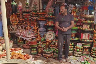 small shopkeepers affected due to rain