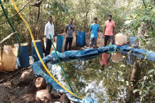 சேலம் அருகே 1800 லிட்டர் சாராய ஊறல் அழிப்பு