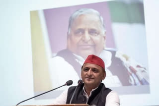 Demonetisation 'biggest corruption' in world: Akhilesh Yadav