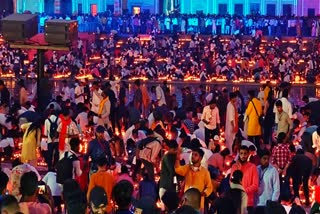 Ayodhya Deepotsav 2023 Lord Ram's city illuminated with lamps light, CM Yogi performed Maa Saryu aarti