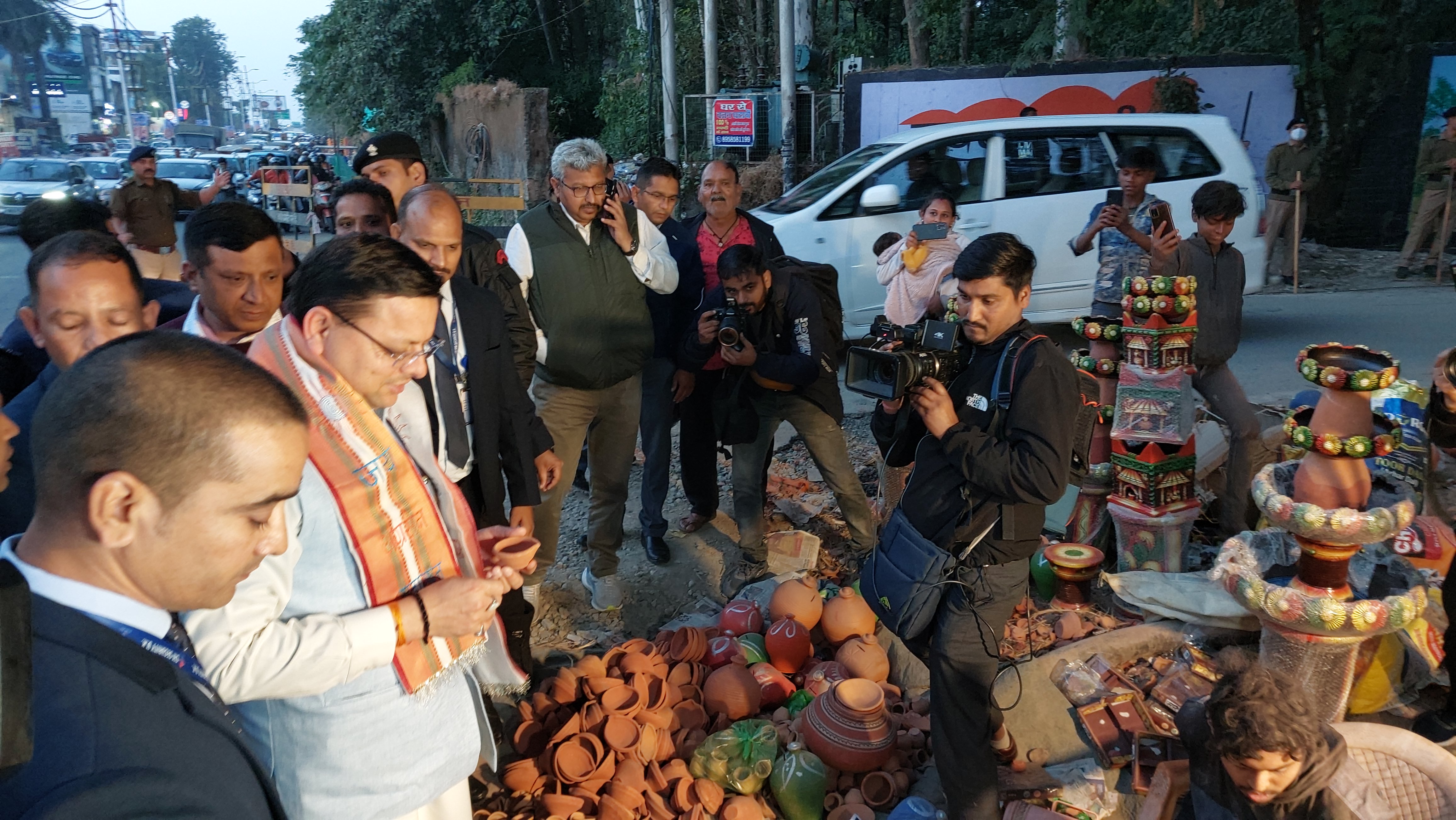 CM Dhami in Kumhar Mandi