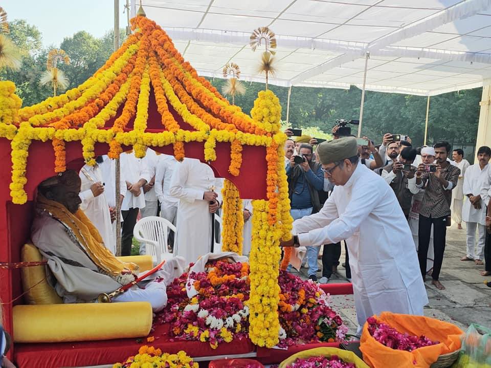 भाजपा नेता सतीश पूनिया ने दी श्रद्धांजलि