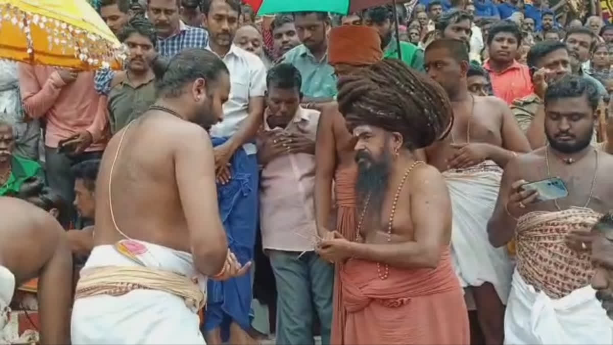 kuththalam-karthika-kadainayiru-tirthavari-festival