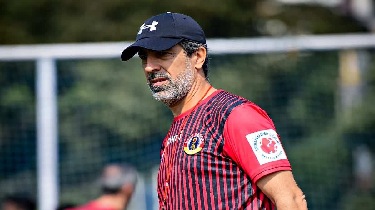 East Bengal Coach Oscar Bruzon