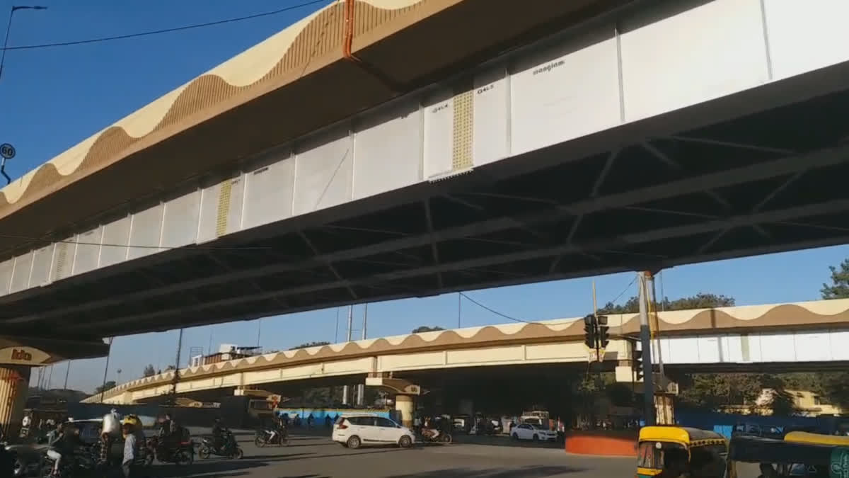 INDORE 19 FLYOVER BEING CONSTRUCTED