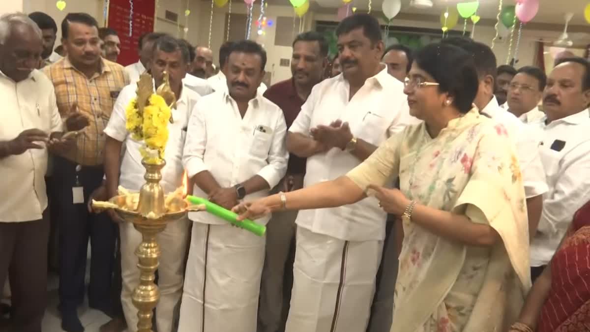 ஓசூரில் புதிய கிளையை துவக்கி வைக்கும் மார்கதர்சி சிட் பண்ட் நிறுவன நிர்வாக இயக்குநர்  செருகுரி சைலஜா கிரோன்