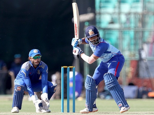 Vijay hazare trophy: Aditya tare's century help mumbai wins the final