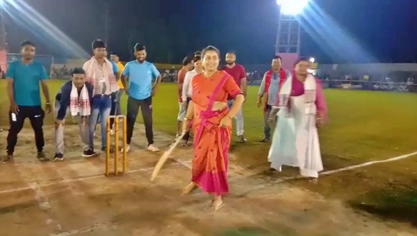 mla-angoorlata-deka-playing-cricket