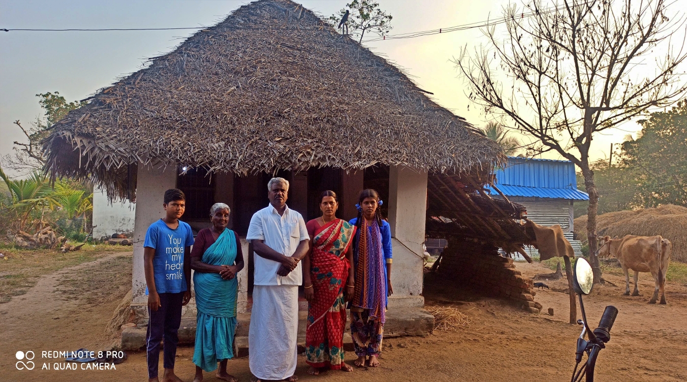 திருத்துறைப்பூண்டி சிபிஐ வேட்பாளர் மாரிமுத்துவின் குடும்பம்