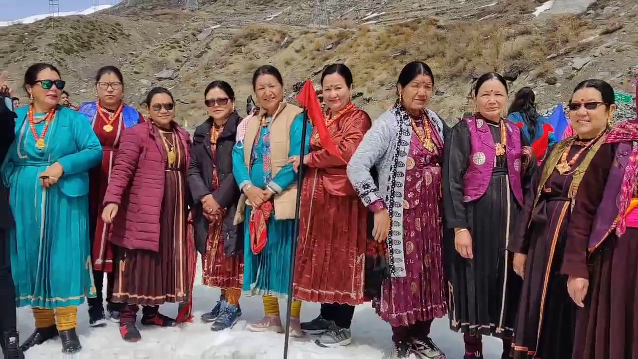 snow festival in lahaul-spiti