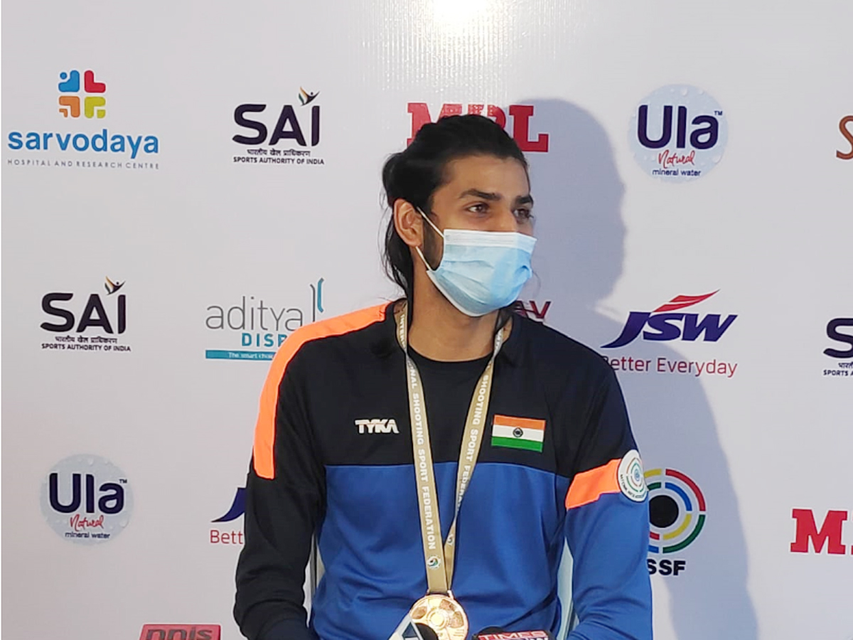 ISSF WC: Deswal clinches first gold for India, Manu Bhaker settles for silver