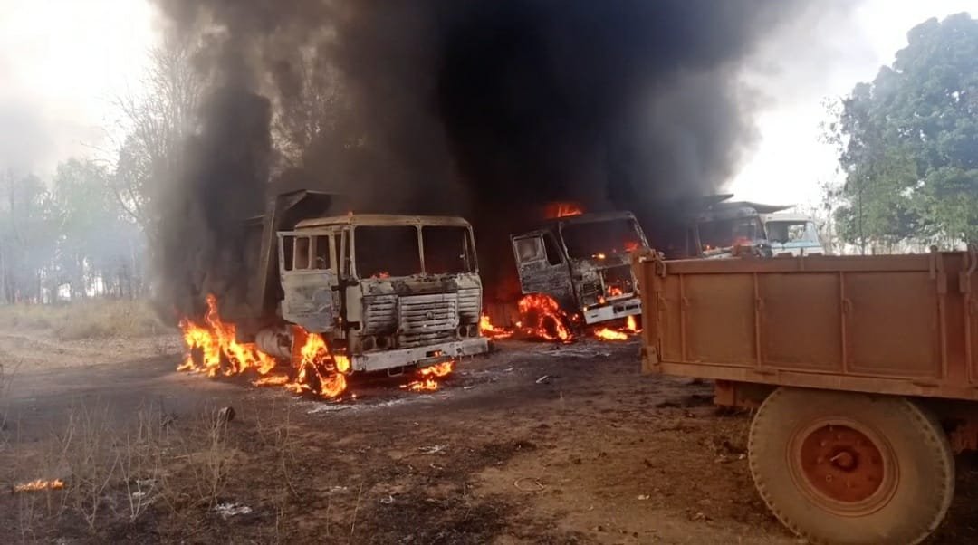 Chhattisgarh: Around 11 vehicles including trucks, road rollers, & tractors involved in construction of a road were set on fire by Naxals in Dhanora area of Kondagaon district, says SP Siddharth Tiwari