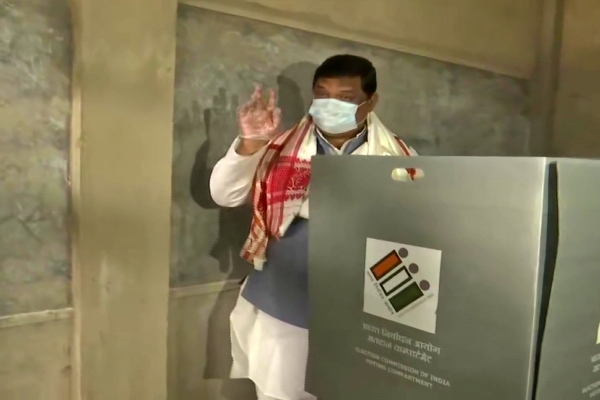 Congress' Rockybul Hussain casts vote