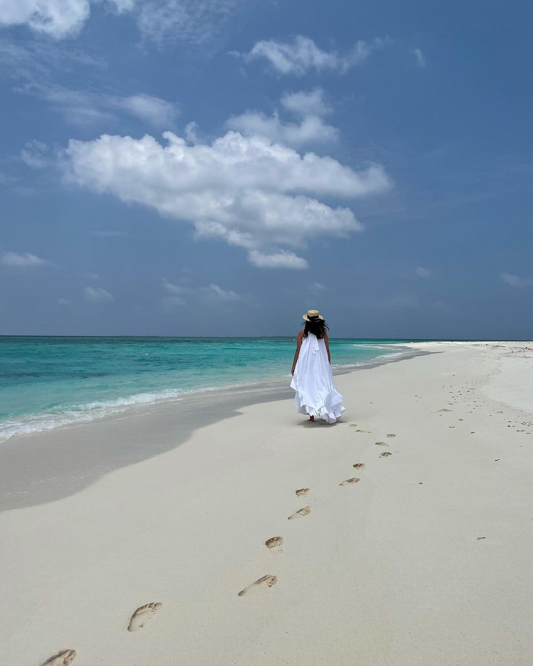 Dia  in maldives