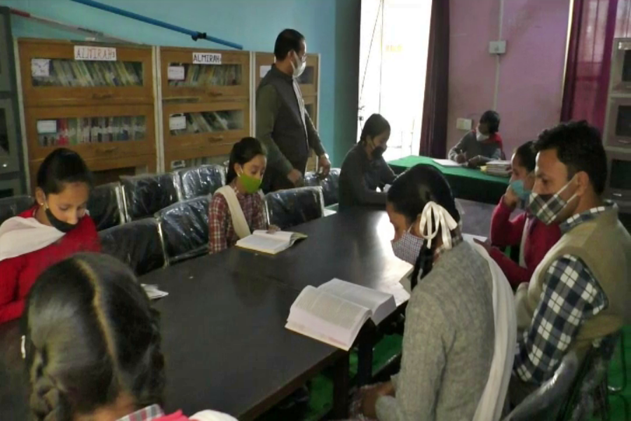 library in school