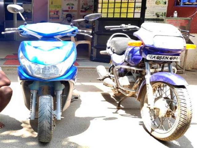 Police arrested bike thieves and seized two vehicles