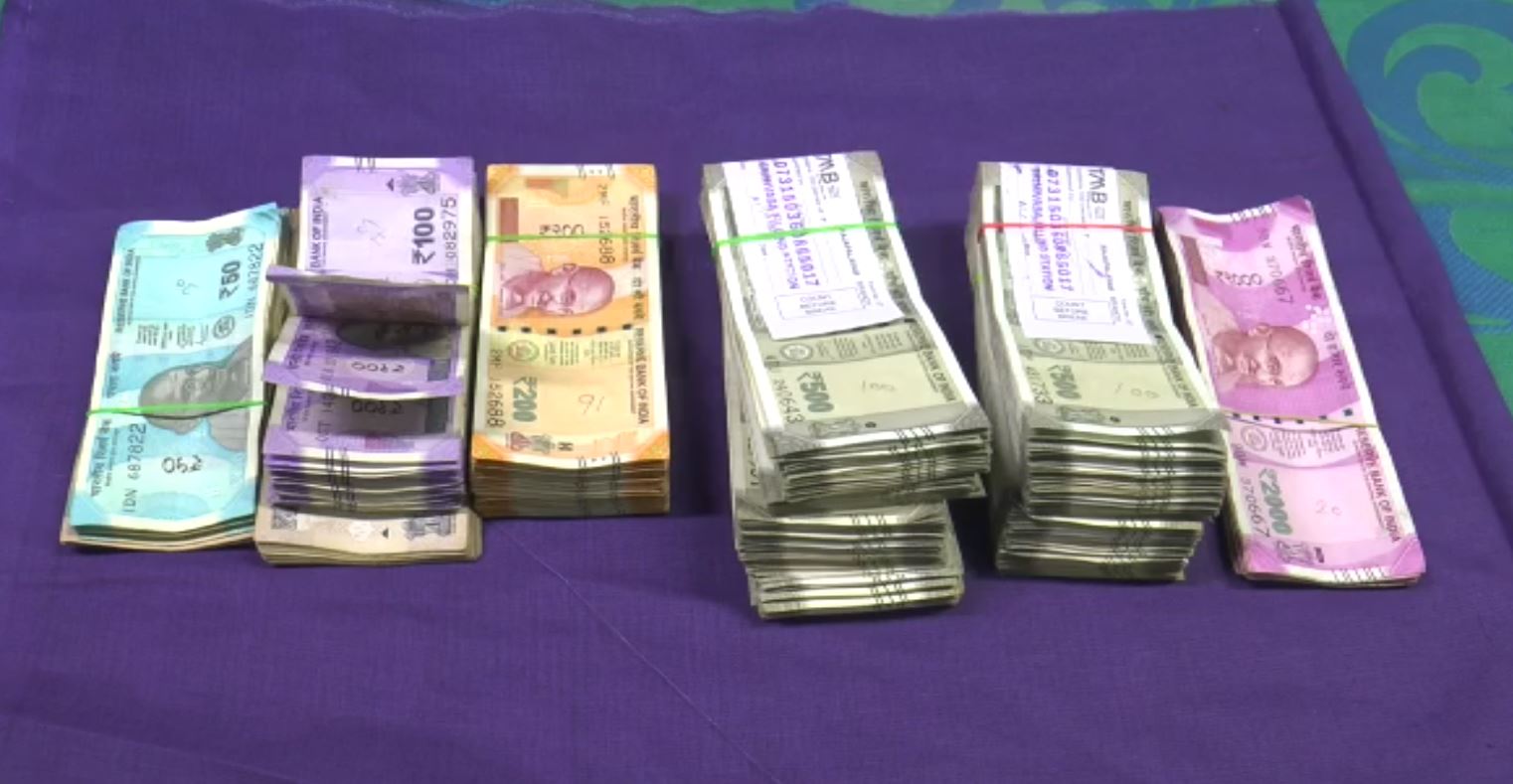 3 lakh rupees seized by election flying squads in sattur