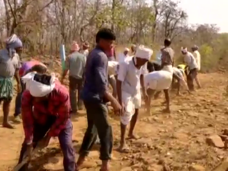 road for marriage in girjay gudem, adilabad district news ,