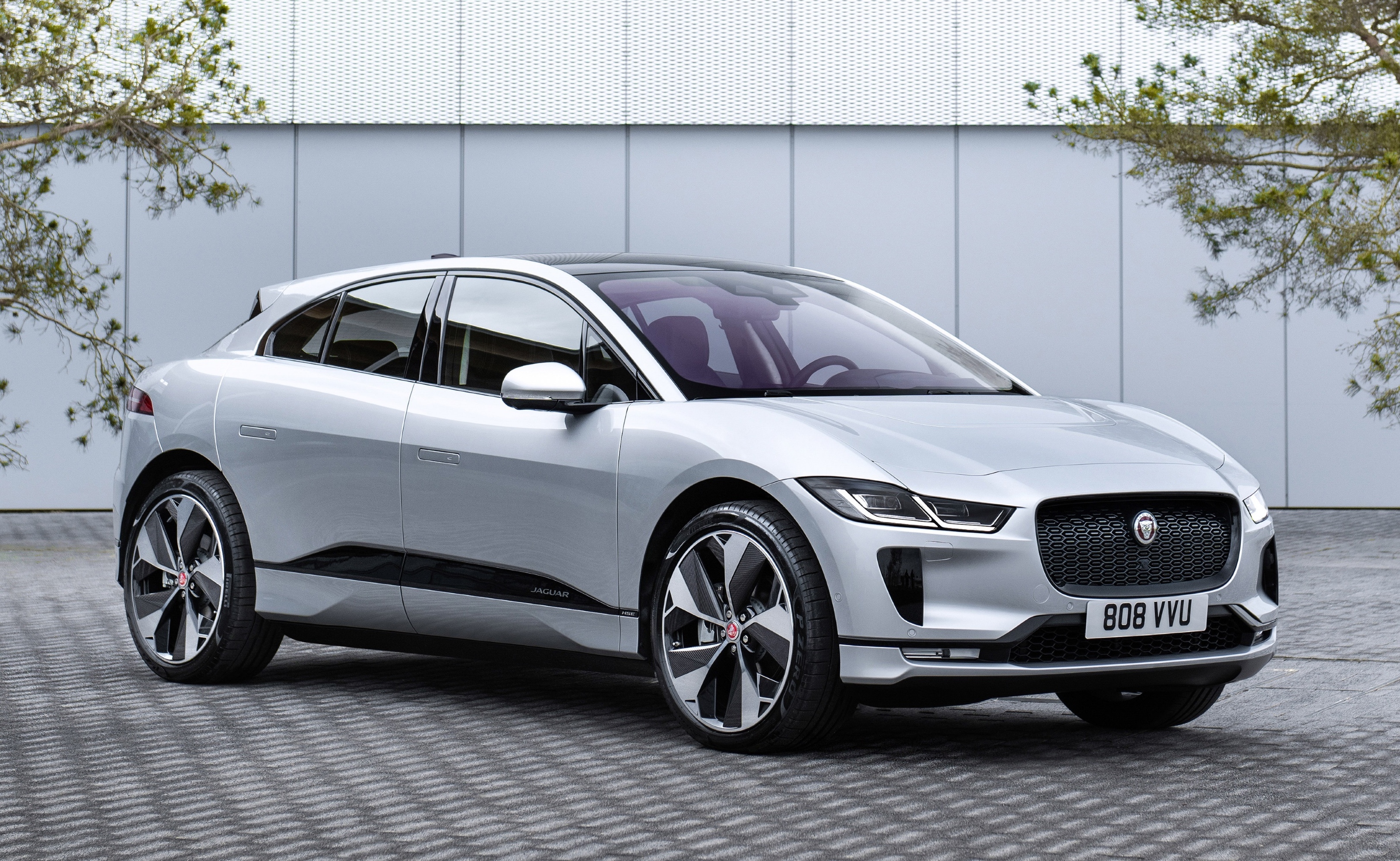 Jaguar I pace