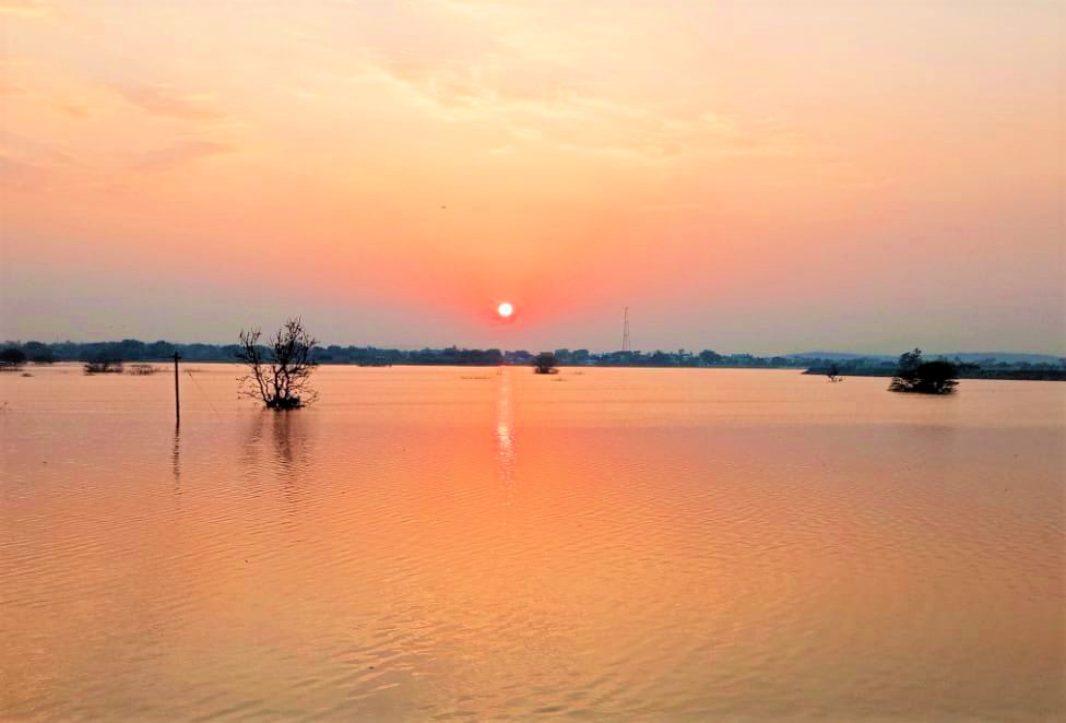 Mustabad Tank filled by water Kaleshwaram waters in mid summer, ముస్తాబాద్ పెద్ద చెరువు