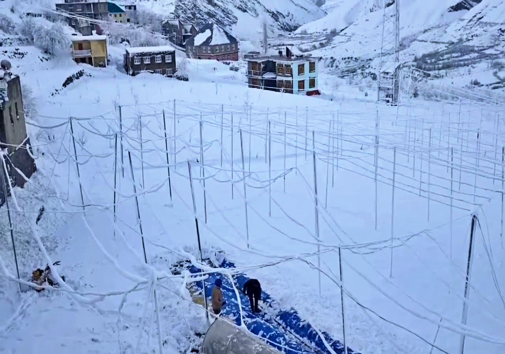 snowfall in lahaul