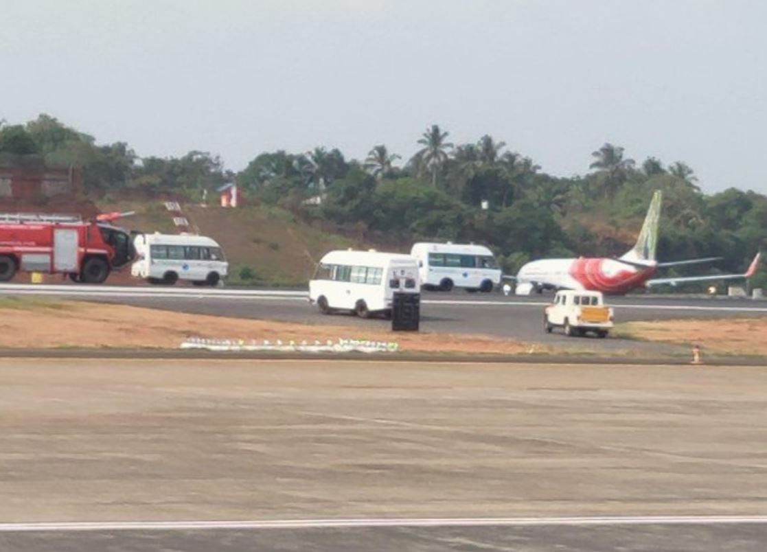 air india express flight emergency landing in Kozhikode