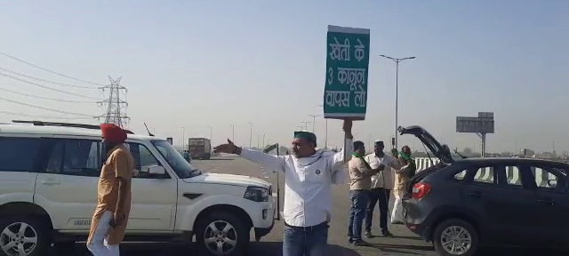 Protesting farmers block KMP expressway in Haryana