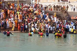 Shahi Snan will be held in Mahakumbh today