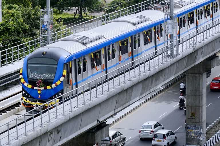 மெட்ரோவின் அதிரடி சிறப்புச் சலுகை