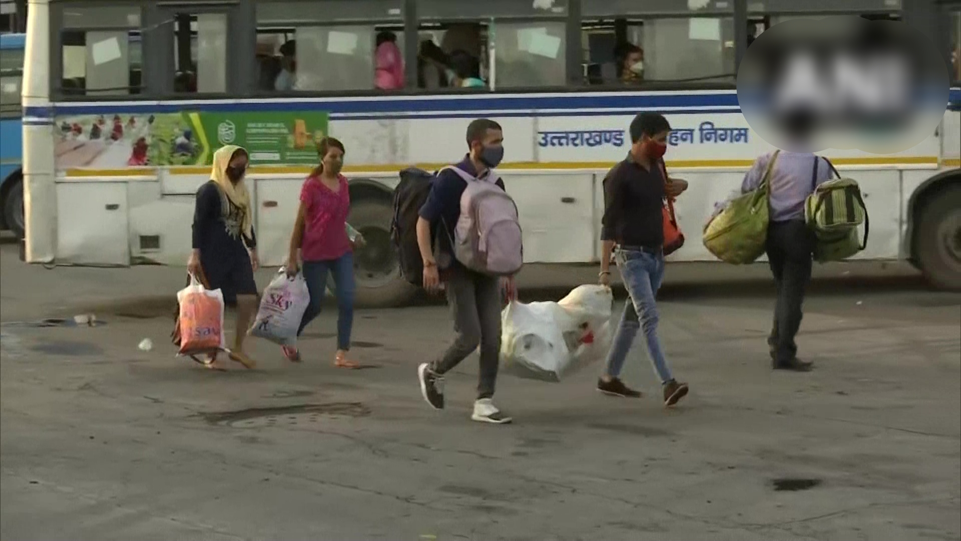 migrant workers to villages, ఢిల్లీ నుంచి వలస కూలీలు