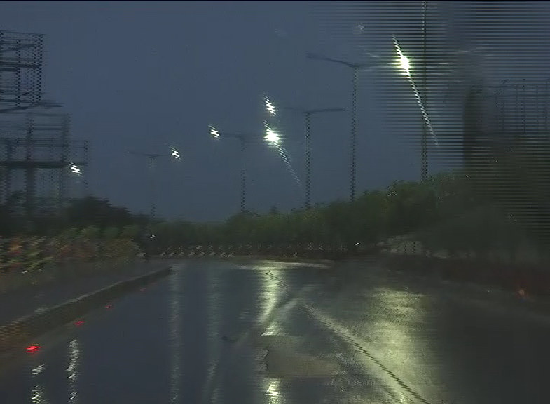 hyderabad rains, light rains in hyderabad