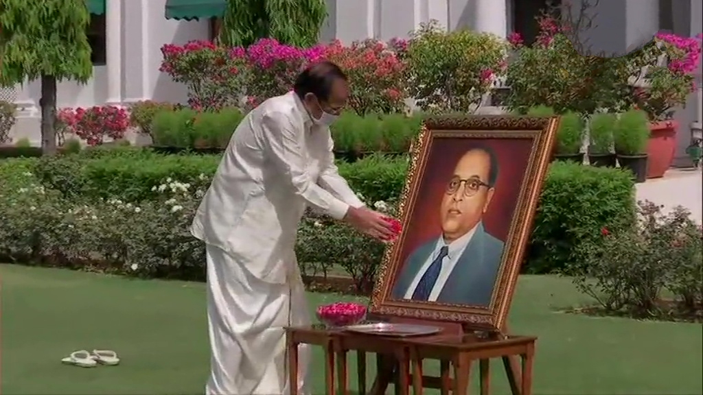 venkaiah paid tribute to ambedkar