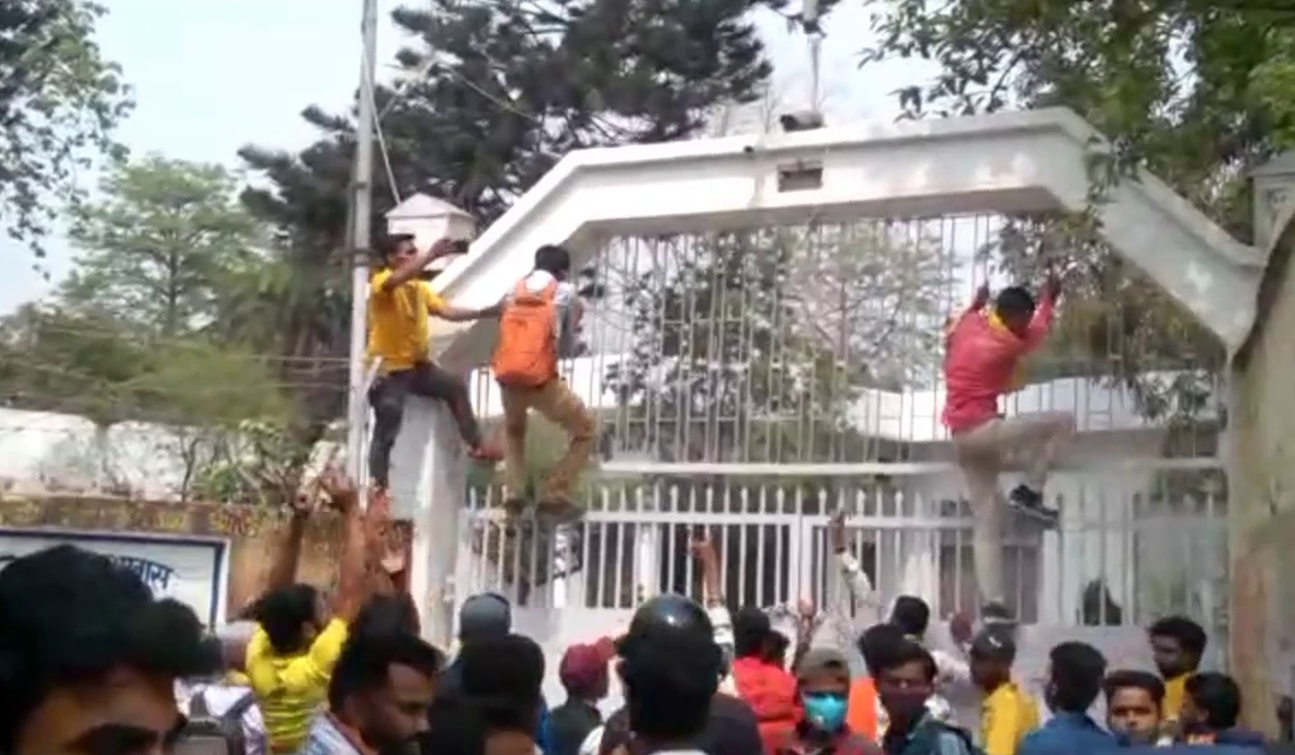 action against students protest at LNMU headquarters and VC house in darbhanga