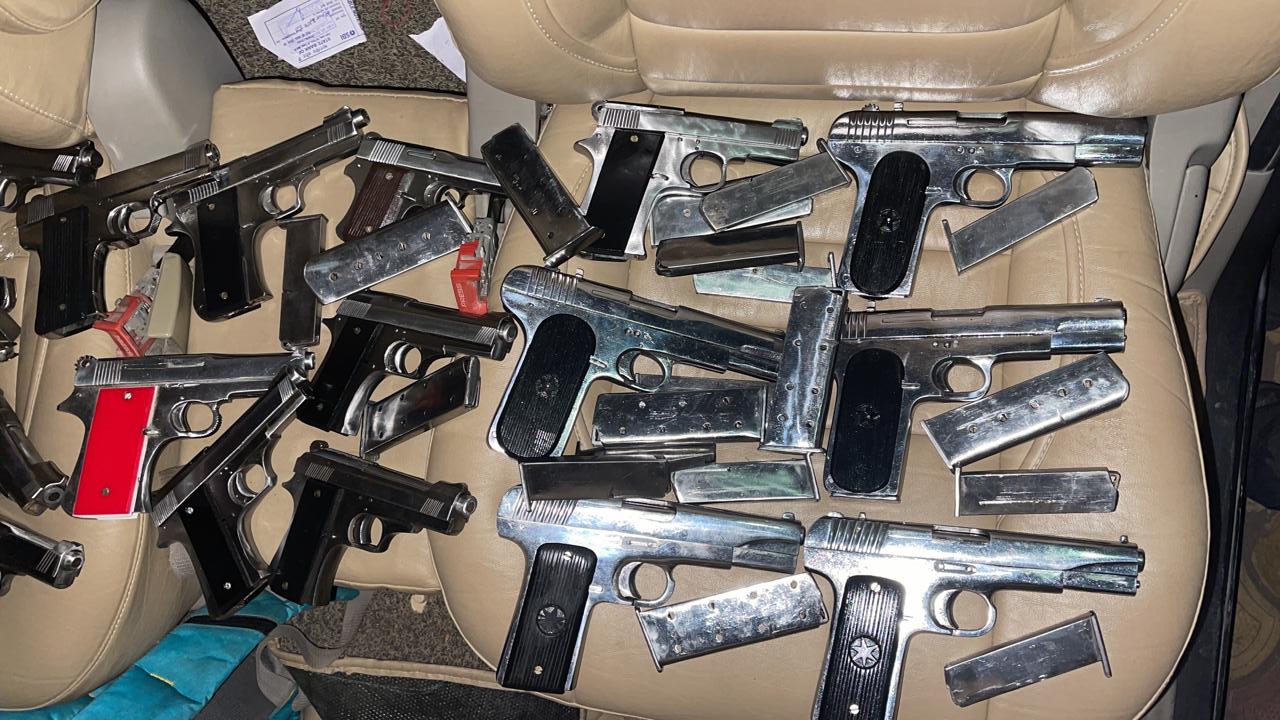 illegal weapon smuggling