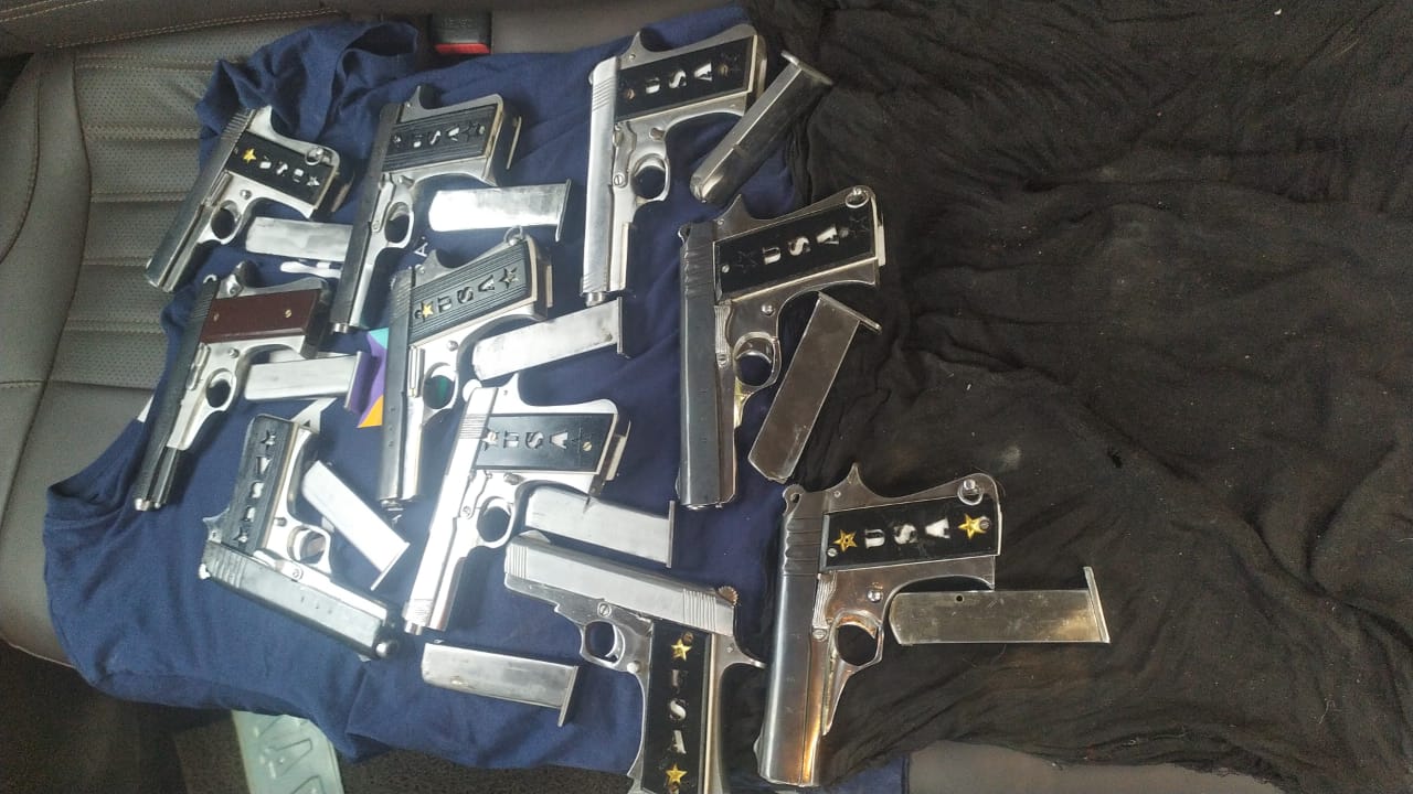 illegal weapon smuggling