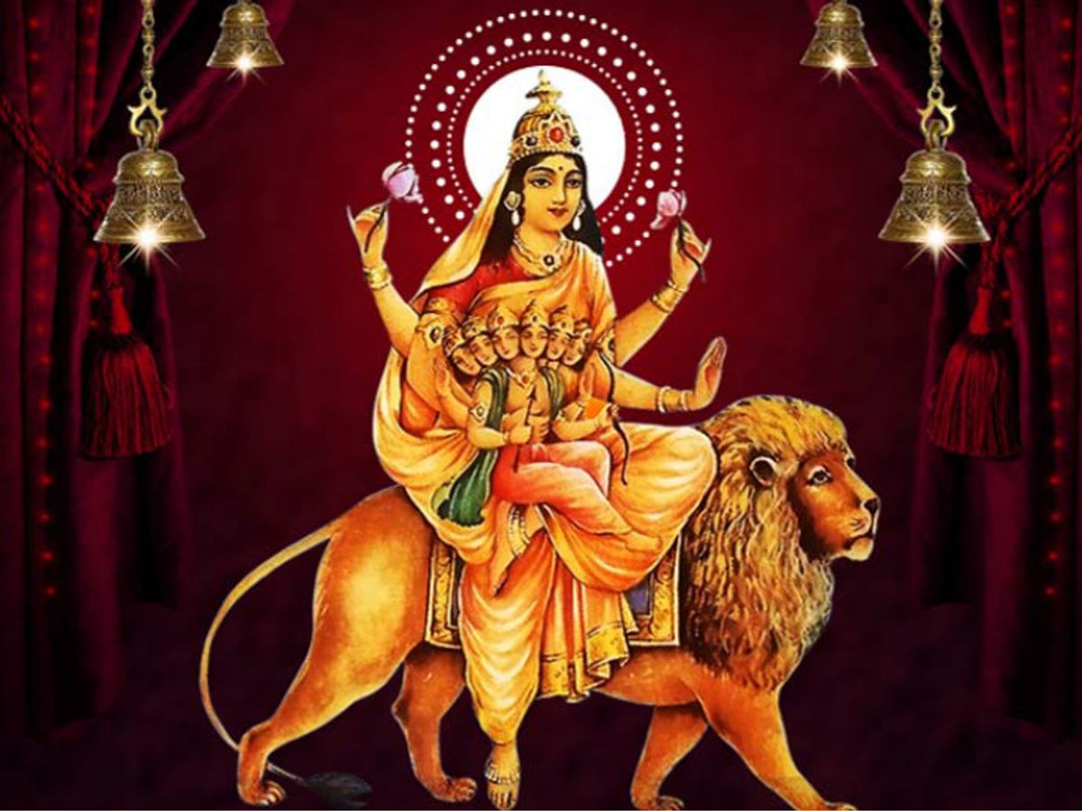 Skandamata will be worshiped today on the fifth day of Chaitra Navratri