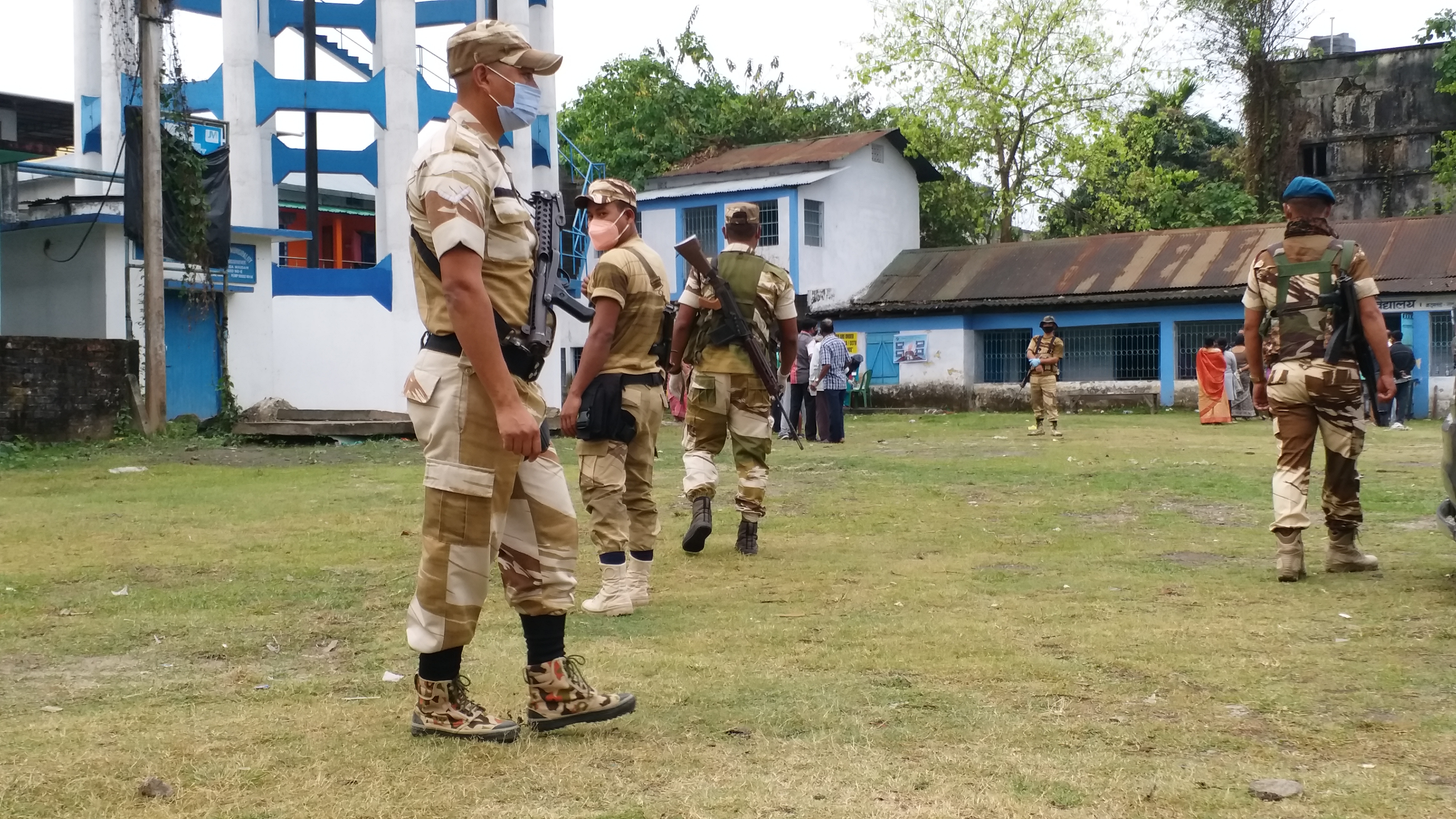 Central forces open fire to disperse crowd in front of polling booth